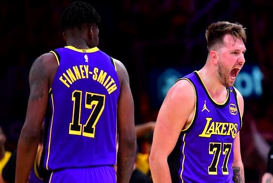 勇士B队完胜雷霆，东契奇高光表现