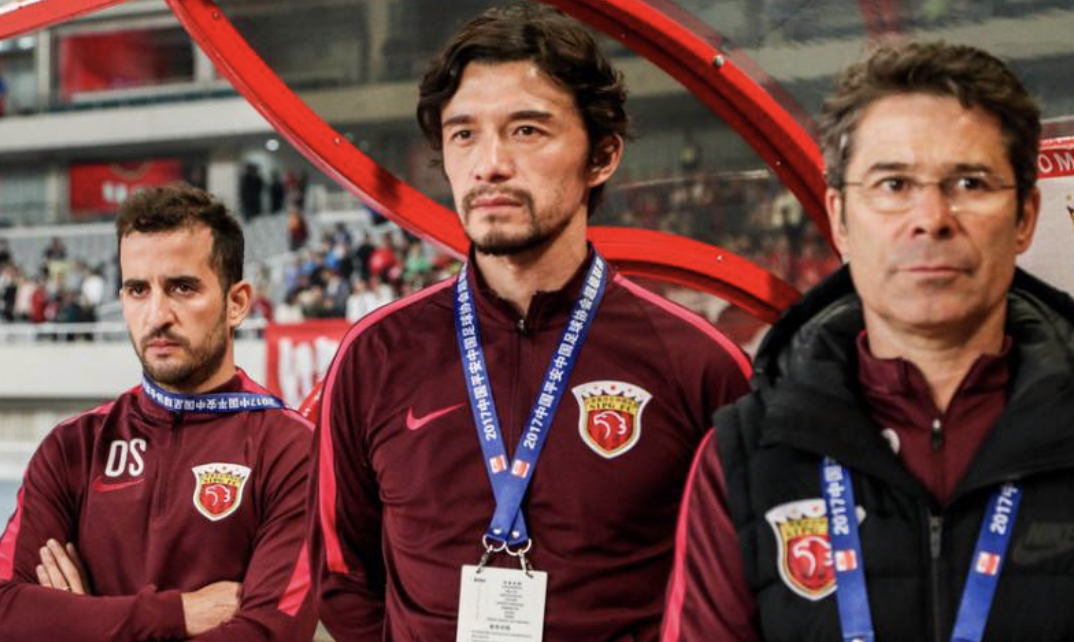 足球经纪人职业生涯形成新趋势