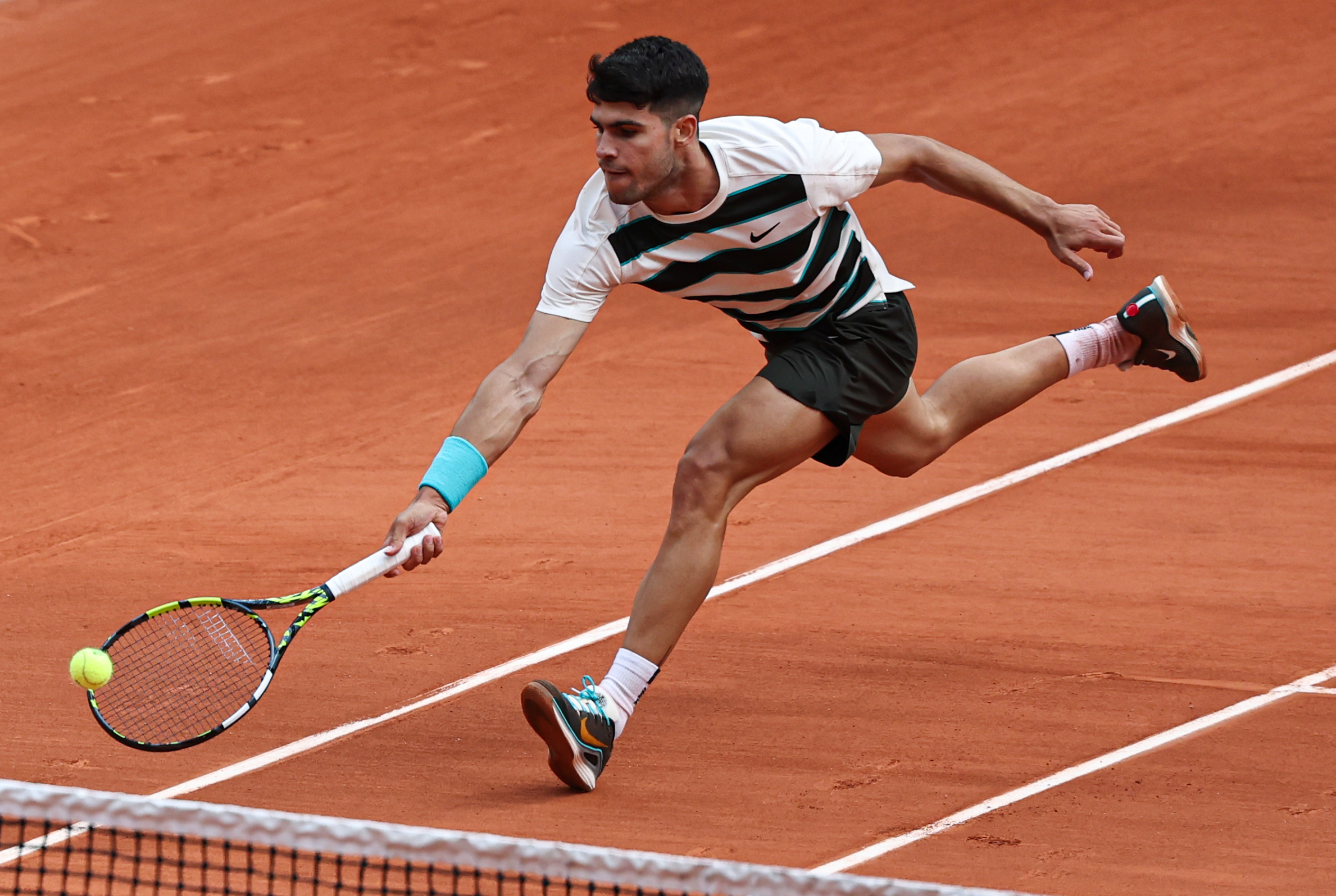 关于美国网球队力克日本网球队,阿尔卡拉斯爆发神勇的信息 关于美国网球队力克日本网球队,阿尔卡拉斯爆发神勇的信息