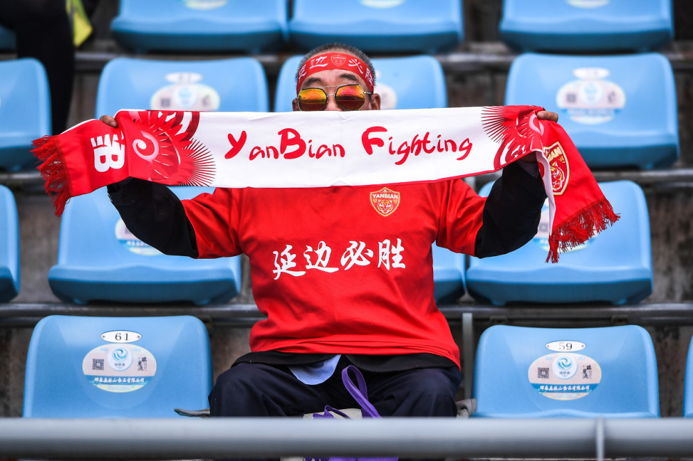 包含裴帅建功，天津泰达主场击败延边北国的词条