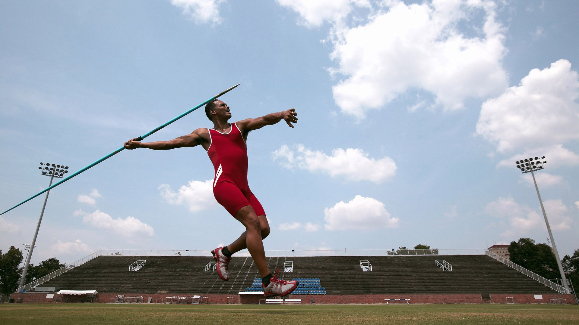 马克西关键战不手软，勇士与骑士的宿命对决