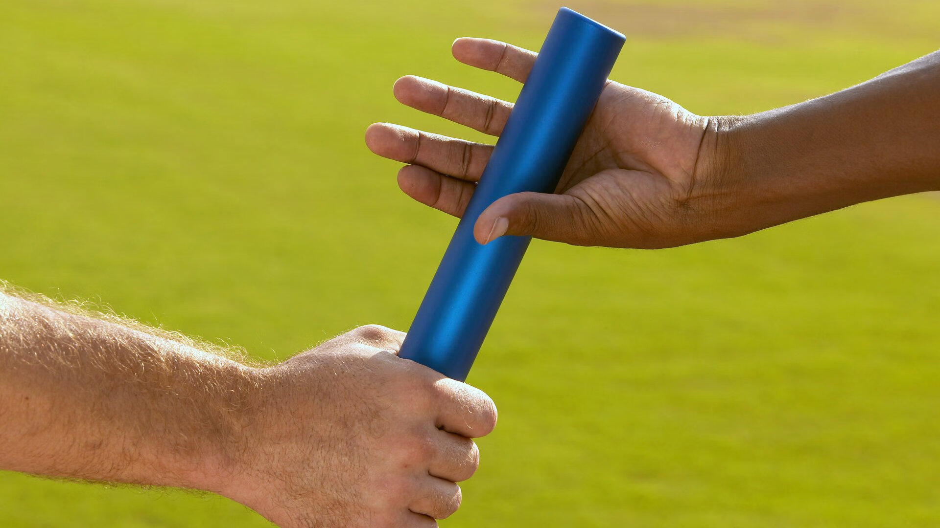 赛道上的权力更迭，索伯完胜雷诺，维斯塔潘展现王者风范